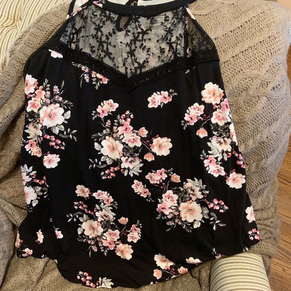 torrid Tops - Beautiful Torrid Blouse Size 3 torrid Tops - Beautiful Torrid Blouse Size 3
